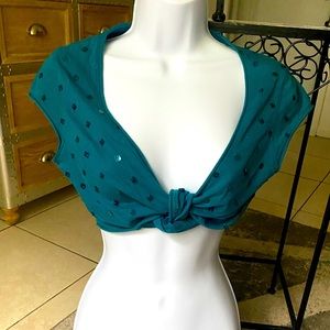 Wet Seal tie front top with sequins M 🦋⭐️
